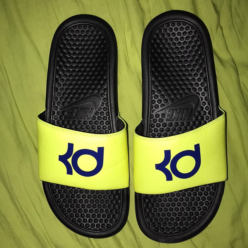 kids yellow and blue KD slides